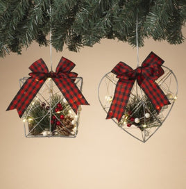 Hanging Pine & Berry Lighted Decor   GR058510